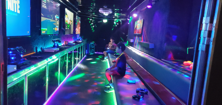 The Ultimate Gaming Truck, Game Bus Rental